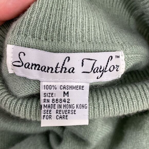 Samantha Taylor Light Green Turtleneck Pullover Sweater - Picture 5 of 8
